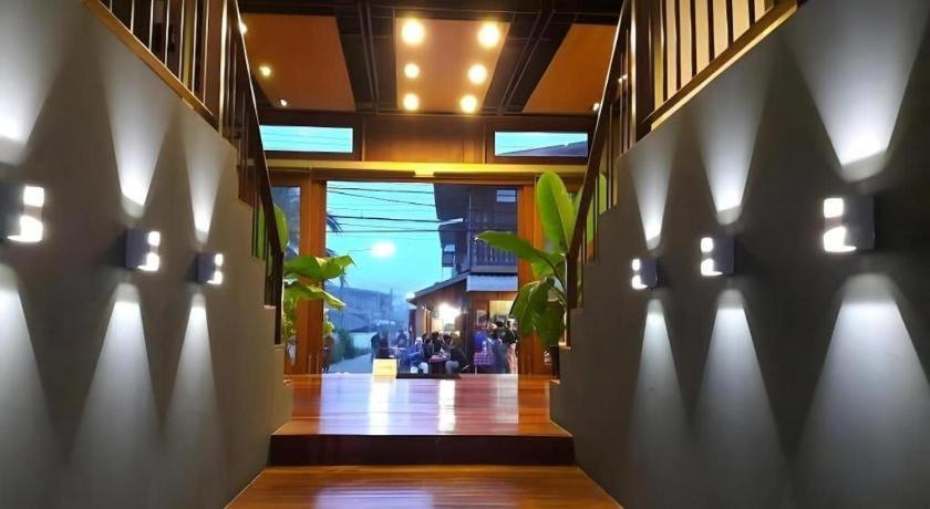 Chic Chiangkhan Hotel Chiang Khan Bagian luar foto
