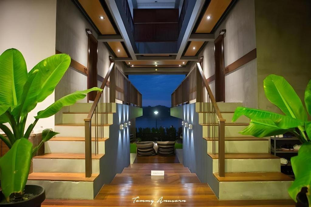 Chic Chiangkhan Hotel Chiang Khan Bagian luar foto